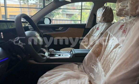 Buy Used Holden Calais Black Car in Chauk in Magway Buy Used Holden Calais Black Car in Chauk in Magway