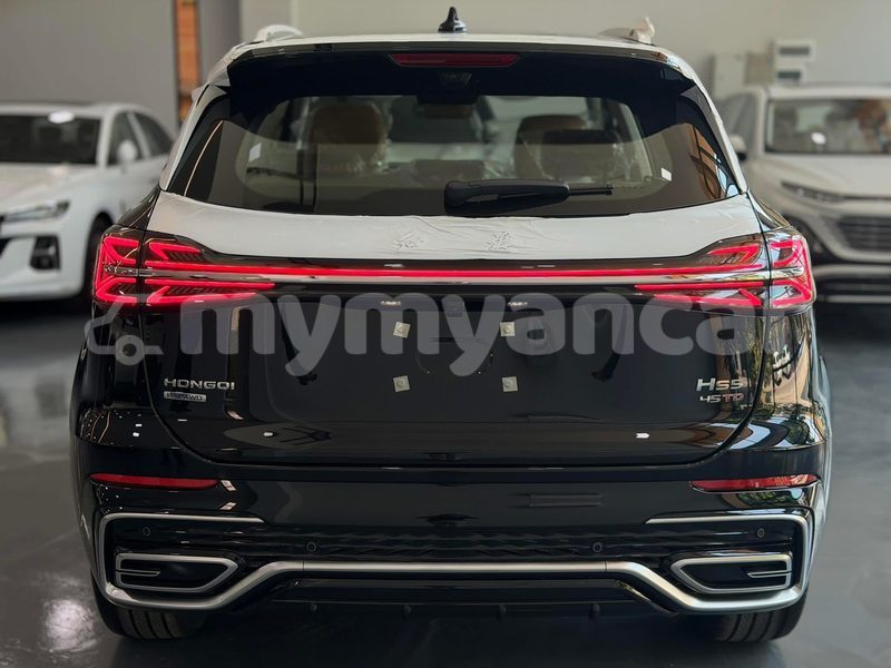 Big with watermark holden calais magway chauk 5266
