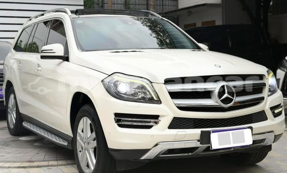 Buy Used Mercedes-Benz GLC White Car in Chauk in Magway