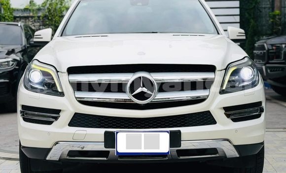 Buy Used Mercedes-Benz GLC White Car in Chauk in Magway Buy Used Mercedes-Benz GLC White Car in Chauk in Magway