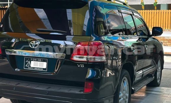 Buy Used Toyota Land Cruiser Black Car in Chauk in Magway Buy Used Toyota Land Cruiser Black Car in Chauk in Magway