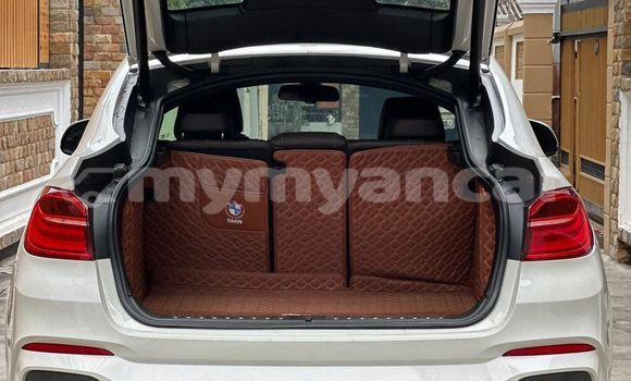 Buy Used BMW X4 White Car in Banmo in Kachin Buy Used BMW X4 White Car in Banmo in Kachin