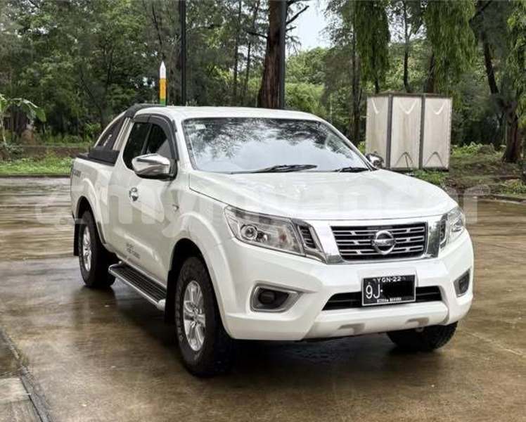 Big with watermark nissan navara kachin banmo 5293