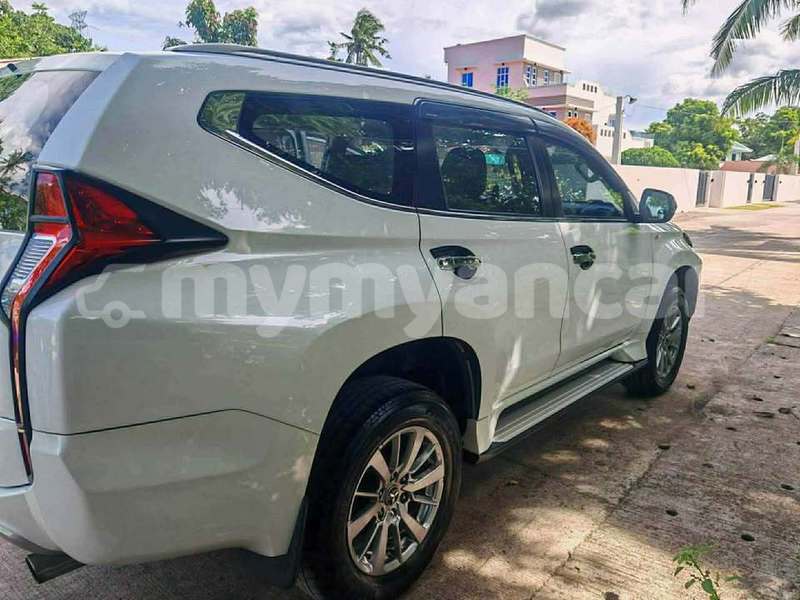 Big with watermark mitsubishi montero bago bago 5313