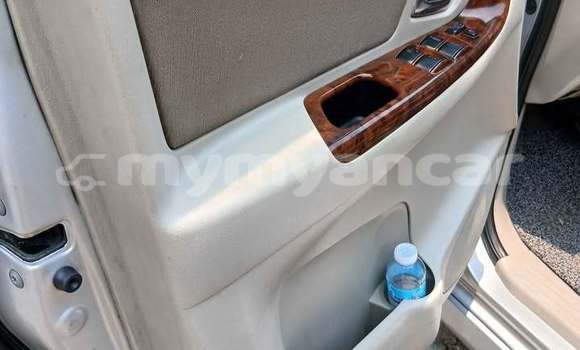 Buy Used Toyota Innova Other Car in Keng Tung in Shan Buy Used Toyota Innova Other Car in Keng Tung in Shan
