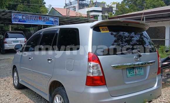 Buy Used Toyota Innova Other Car in Keng Tung in Shan Buy Used Toyota Innova Other Car in Keng Tung in Shan