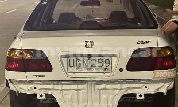 Buy Used Honda Civic White Car in Keng Tung in Shan Buy Used Honda Civic White Car in Keng Tung in Shan
