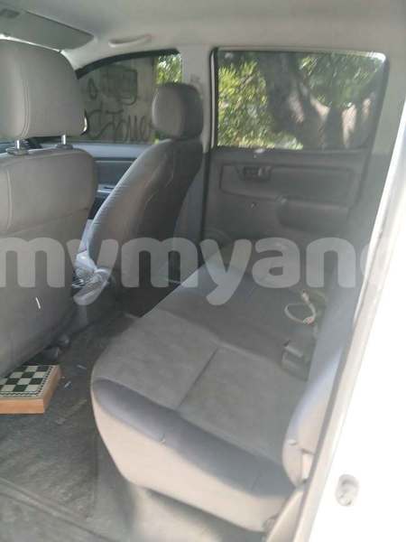 Big with watermark toyota hilux bago bago 5322