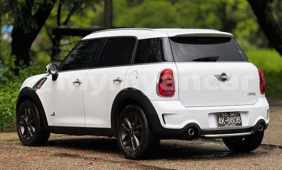 အသုံးပြုခံ့ Mini Cooper White ကား Import - Dubai Ayeyarwady အသုံးပြုခံ့ Mini Cooper White ကား Import - Dubai Ayeyarwady