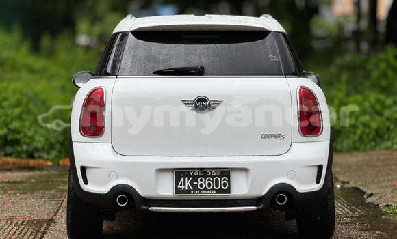 အသုံးပြုခံ့ Mini Cooper White ကား Import - Dubai Ayeyarwady အသုံးပြုခံ့ Mini Cooper White ကား Import - Dubai Ayeyarwady
