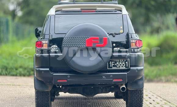 အသုံးပြုခံ့ Toyota FJ Cruiser Black ကား Dawei Tanintharyi အသုံးပြုခံ့ Toyota FJ Cruiser Black ကား Dawei Tanintharyi