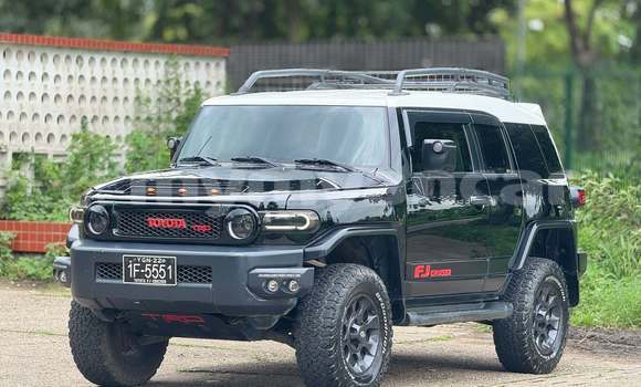 အသုံးပြုခံ့ Toyota FJ Cruiser Black ကား Dawei Tanintharyi အသုံးပြုခံ့ Toyota FJ Cruiser Black ကား Dawei Tanintharyi