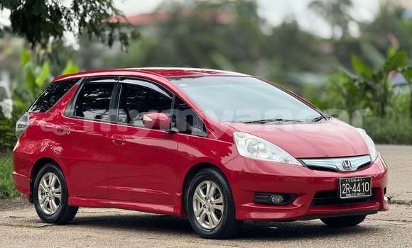 အသုံးပြုခံ့ Honda FIT Red ကား Allanmyo Magway အသုံးပြုခံ့ Honda FIT Red ကား Allanmyo Magway