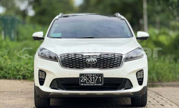 အသုံးပြုခံ့ Kia Sorento White ကား Allanmyo Magway အသုံးပြုခံ့ Kia Sorento White ကား Allanmyo Magway