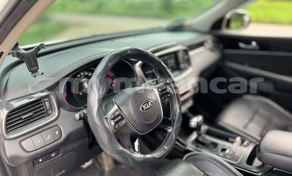 အသုံးပြုခံ့ Kia Sorento White ကား Allanmyo Magway အသုံးပြုခံ့ Kia Sorento White ကား Allanmyo Magway