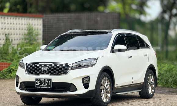 အသုံးပြုခံ့ Kia Sorento White ကား Allanmyo Magway အသုံးပြုခံ့ Kia Sorento White ကား Allanmyo Magway