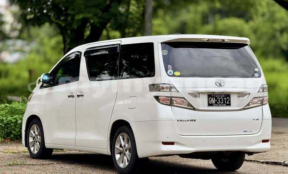 အသုံးပြုခံ့ Toyota Vellfire White ကား Arakan Rakhine အသုံးပြုခံ့ Toyota Vellfire White ကား Arakan Rakhine
