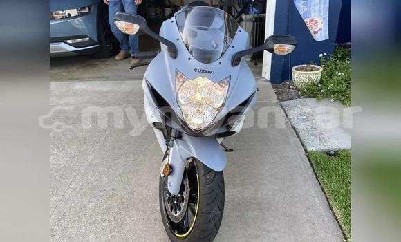 အသစ် Yamaha TMAX Black စက်ဘီး Kyaiklat Ayeyarwady အသစ် Yamaha TMAX Black စက်ဘီး Kyaiklat Ayeyarwady