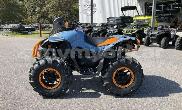 အသစ် Yamaha TMAX Black စက်ဘီး Kyaiklat Ayeyarwady အသစ် Yamaha TMAX Black စက်ဘီး Kyaiklat Ayeyarwady