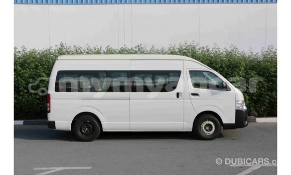 Buy Import Toyota Hiace White Car in Import - Dubai in Ayeyarwady Buy Import Toyota Hiace White Car in Import - Dubai in Ayeyarwady