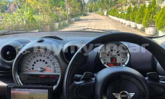 Buy Used Mini Cooper White Car in Allanmyo in Magway Buy Used Mini Cooper White Car in Allanmyo in Magway