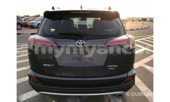 Buy Import Toyota HiAce Black Truck in Import - Dubai in Ayeyarwady Buy Import Toyota HiAce Black Truck in Import - Dubai in Ayeyarwady