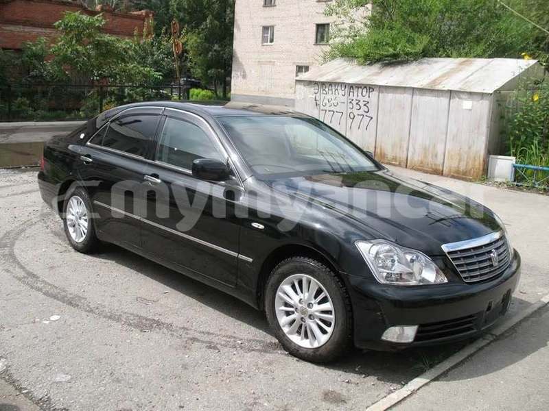 Big with watermark toyota crown magway chauk 5345