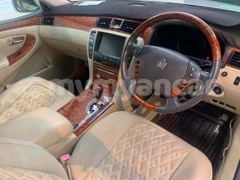 Big with watermark toyota crown rakhine arakan 5349
