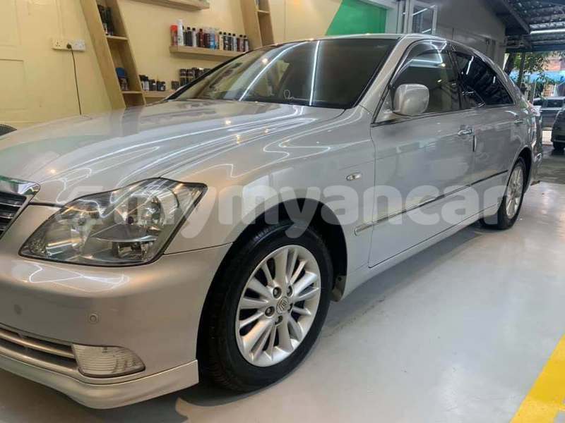 Big with watermark toyota crown rakhine arakan 5349