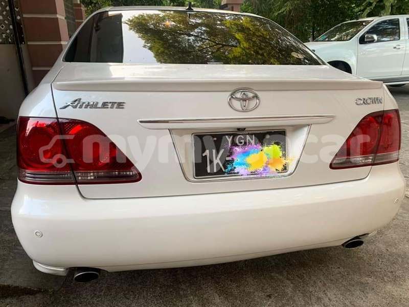 Big with watermark toyota crown kachin banmo 5350