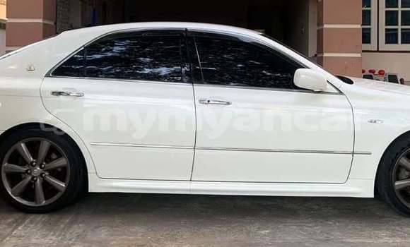 Buy Used Toyota Crown White Car in Banmo in Kachin Buy Used Toyota Crown White Car in Banmo in Kachin
