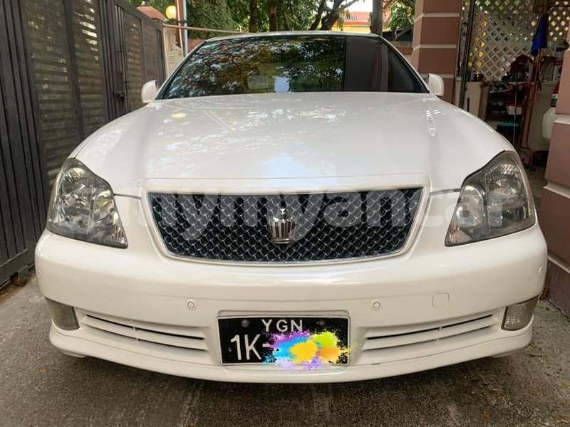 Big with watermark toyota crown kachin banmo 5350