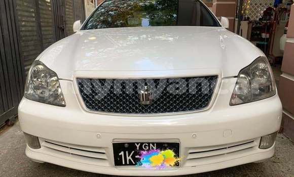Buy Used Toyota Crown White Car in Banmo in Kachin Buy Used Toyota Crown White Car in Banmo in Kachin