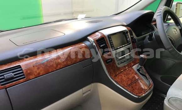 Buy Used Toyota Alphard White Car in Banmo in Kachin Buy Used Toyota Alphard White Car in Banmo in Kachin