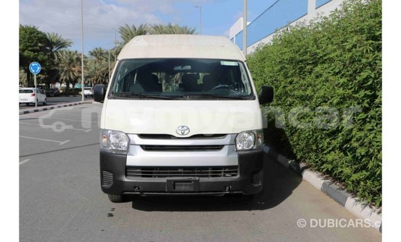 Buy Import Toyota Hiace White Car in Import - Dubai in Ayeyarwady Buy Import Toyota Hiace White Car in Import - Dubai in Ayeyarwady