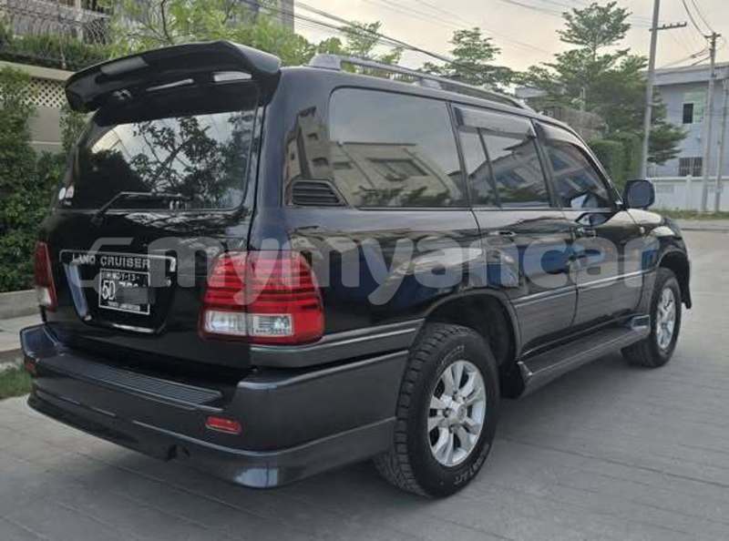 Big with watermark toyota land cruiser prado rakhine arakan 5378
