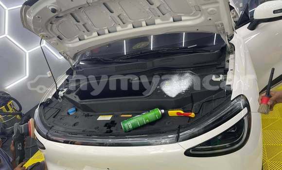 Buy Used Nash Ambassador White Car in Allanmyo in Magway Buy Used Nash Ambassador White Car in Allanmyo in Magway