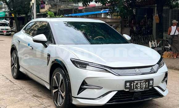 Buy Used BYD S6 White Car in Chauk in Magway Buy Used BYD S6 White Car in Chauk in Magway