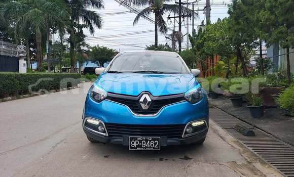 Buy Used Renault Captur Blue Car in Arakan in Rakhine Buy Used Renault Captur Blue Car in Arakan in Rakhine
