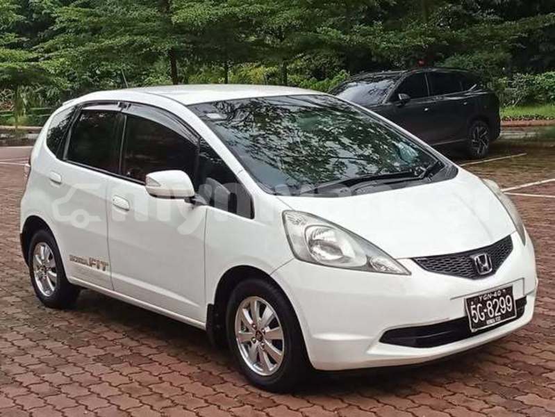 Big with watermark honda fit kachin banmo 5444
