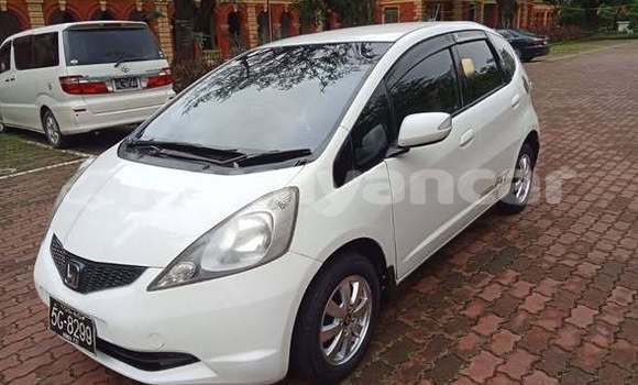 အသုံးပြုခံ့ Honda FIT Other ကား Banmo Kachin အသုံးပြုခံ့ Honda FIT Other ကား Banmo Kachin