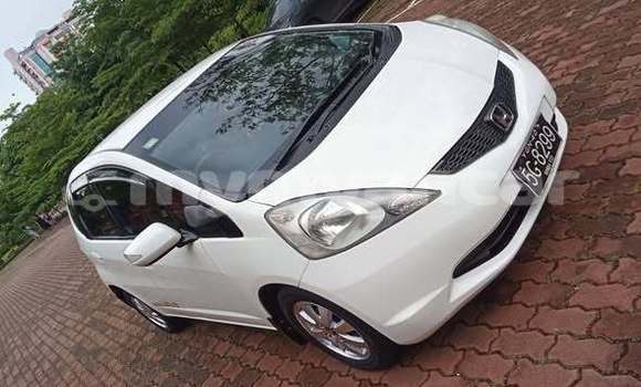 အသုံးပြုခံ့ Honda FIT Other ကား Banmo Kachin အသုံးပြုခံ့ Honda FIT Other ကား Banmo Kachin