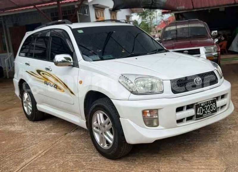 Big with watermark toyota rav4 kachin banmo 5448