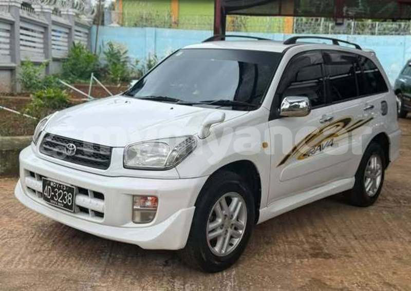 Big with watermark toyota rav4 kachin banmo 5448