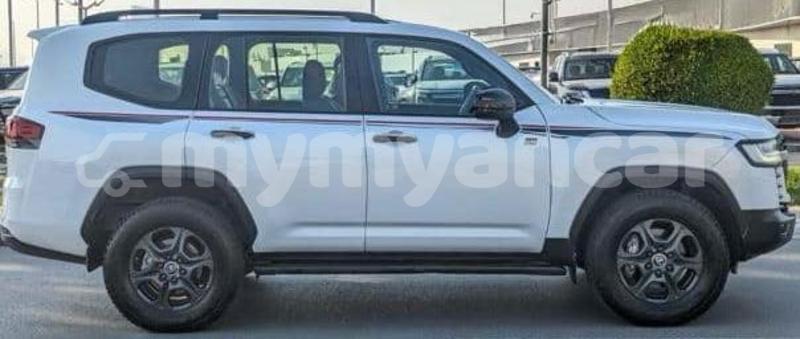 Big with watermark toyota land cruiser tanintharyi dawei 5460