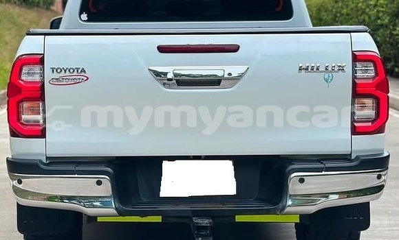 အသုံးပြုခံ့ Toyota Hilux White ကား Dawei Tanintharyi အသုံးပြုခံ့ Toyota Hilux White ကား Dawei Tanintharyi