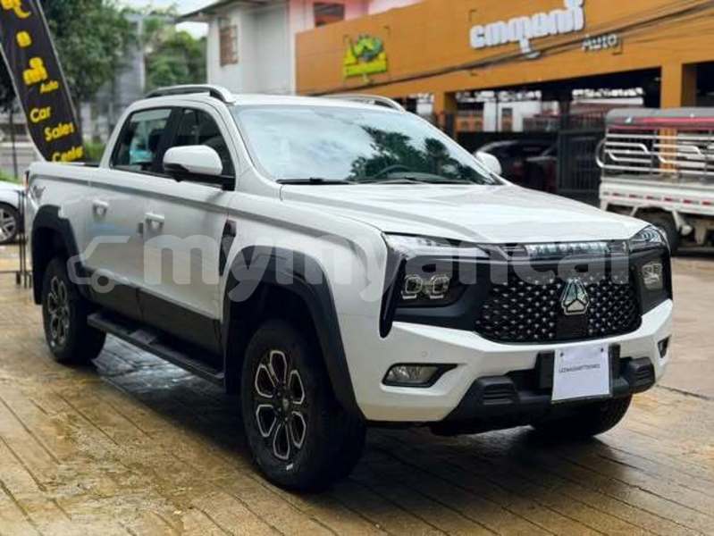Big with watermark toyota rav4 kachin banmo 5465