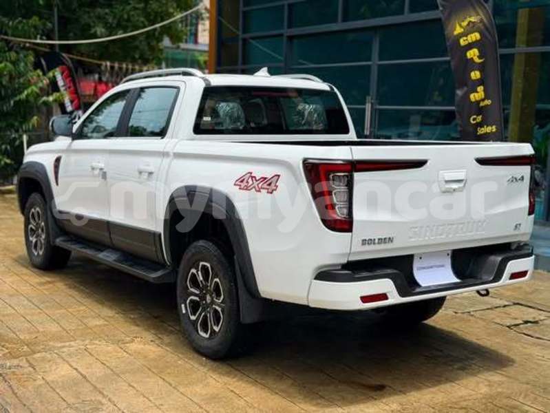 Big with watermark toyota rav4 kachin banmo 5465