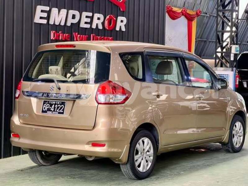 Big with watermark suzuki ertiga bago bago 5471