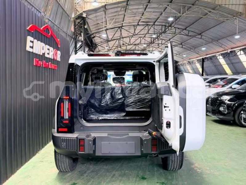 Big with watermark jeep cherokee ayeyarwady myanaung 5472